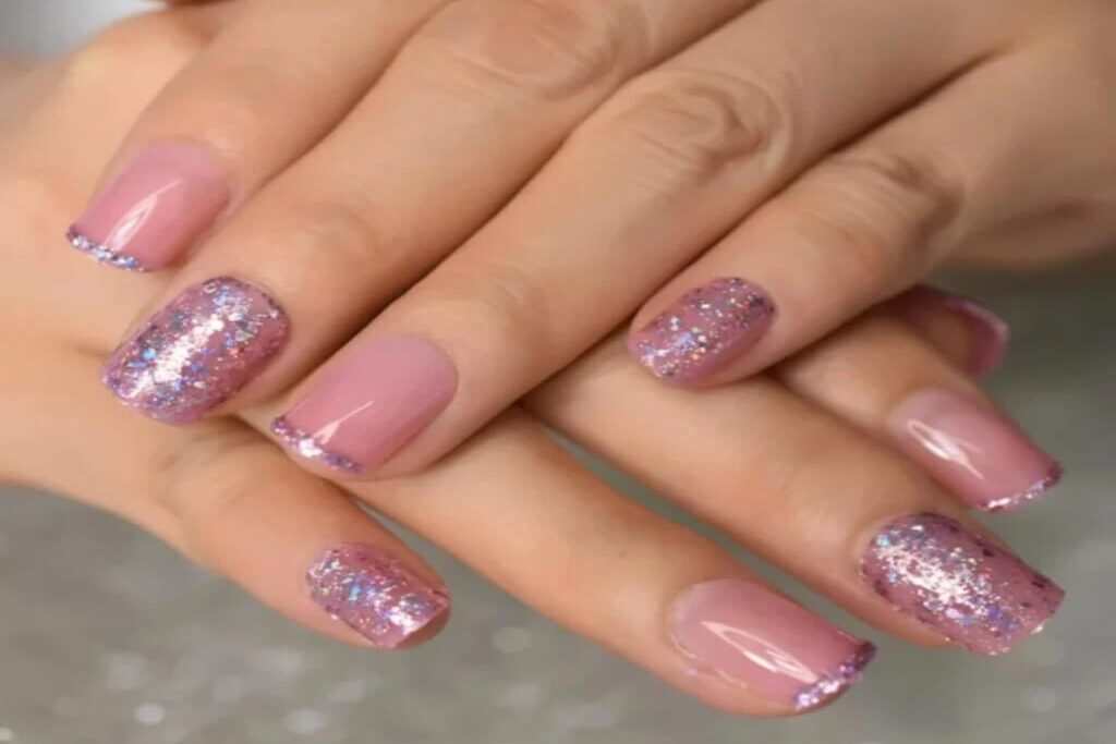 Ombre Nails That Are Fashionably In Season 