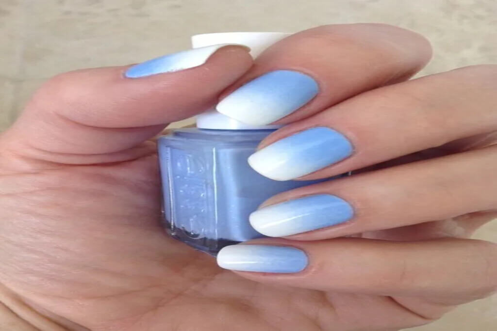 Ombre Nails That Are Fashionably In Season 