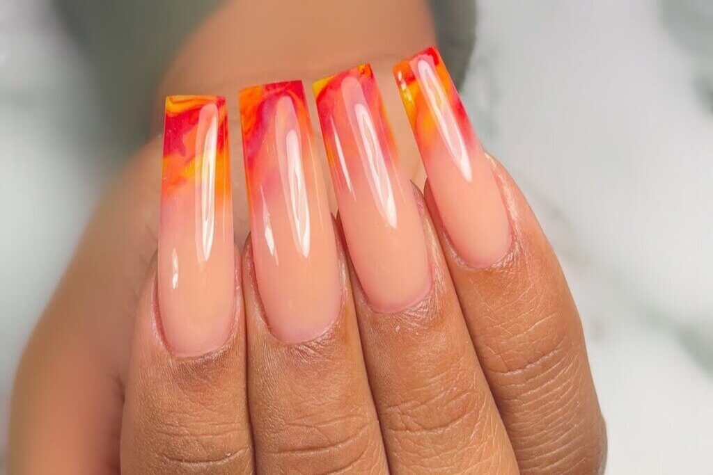 Ombre Nails That Are Fashionably In Season 
