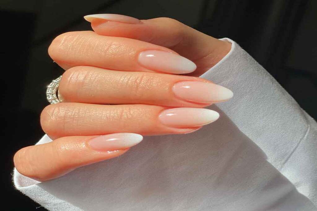 Ombre Nails That Are Fashionably In Season