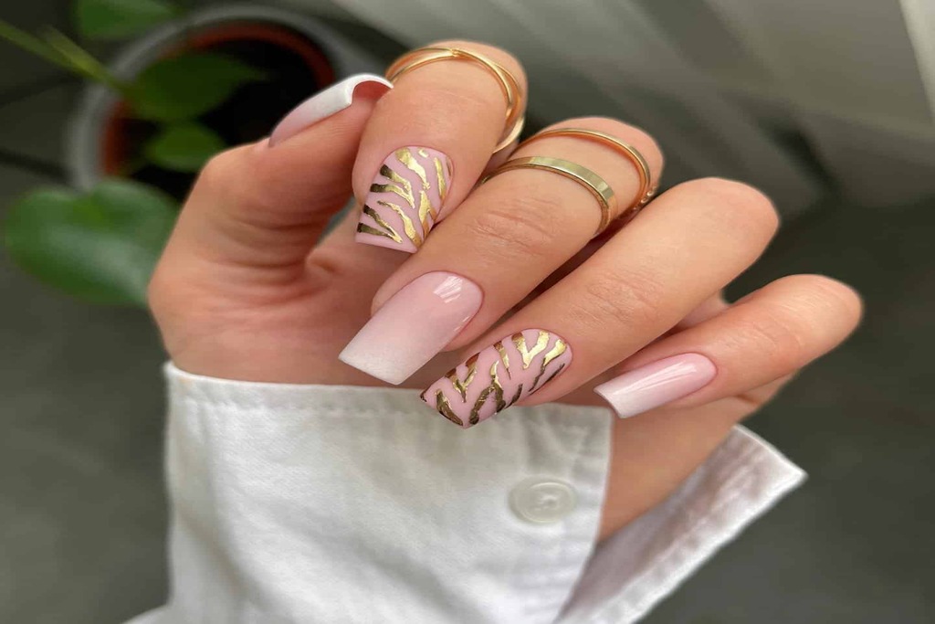 Ombre Nails That Are Fashionably In Season