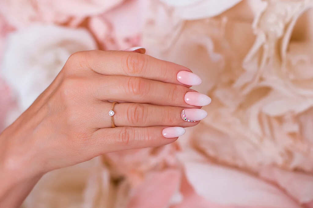 Ombre Nails That Are Fashionably In Season