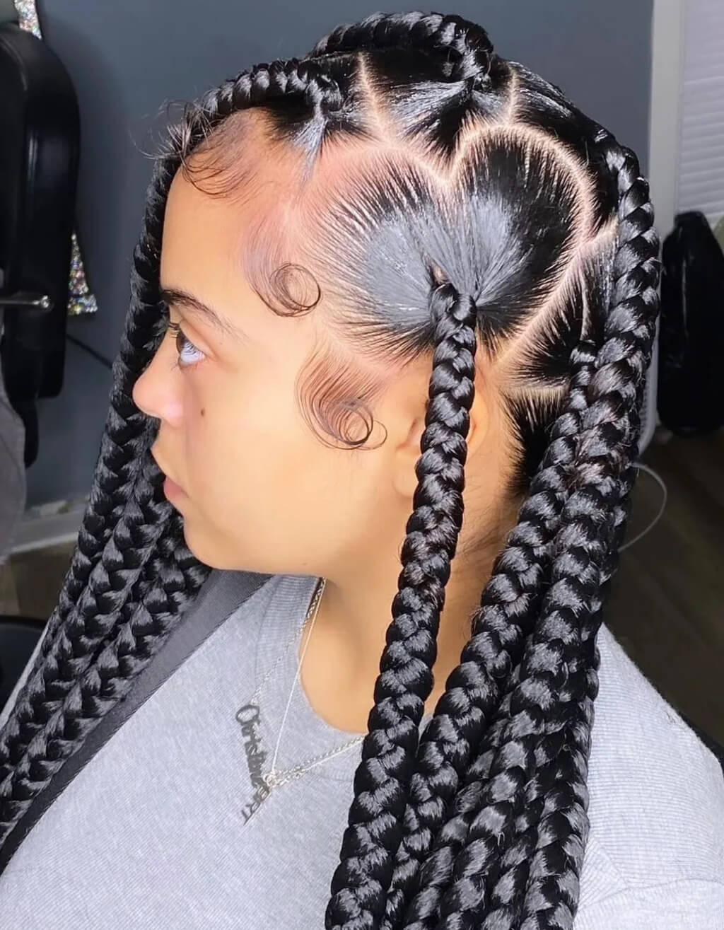 medium knotless braids