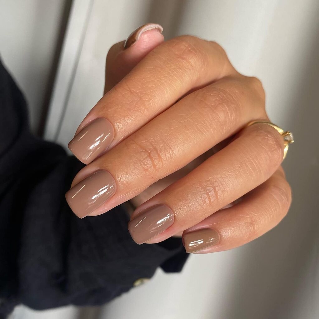 Light Short Acrylic Nails