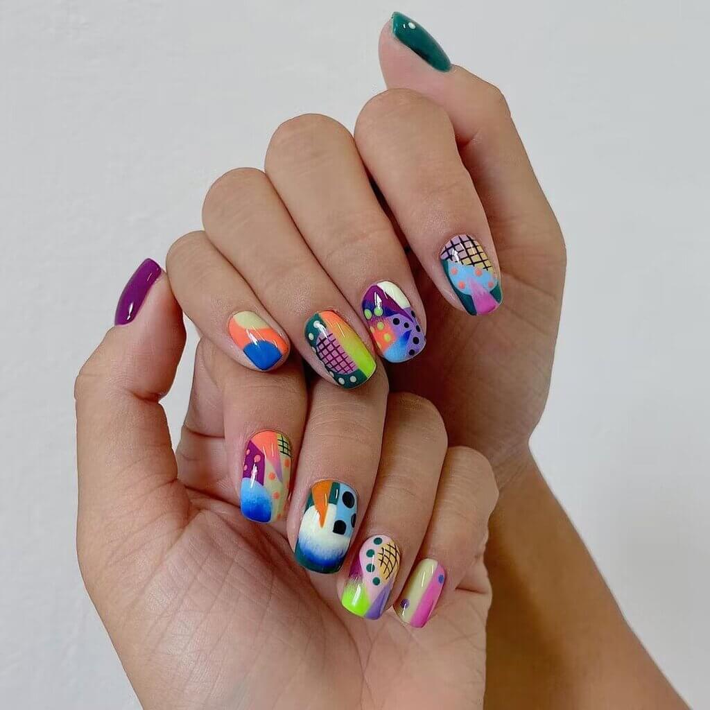 trendy short acrylic nails