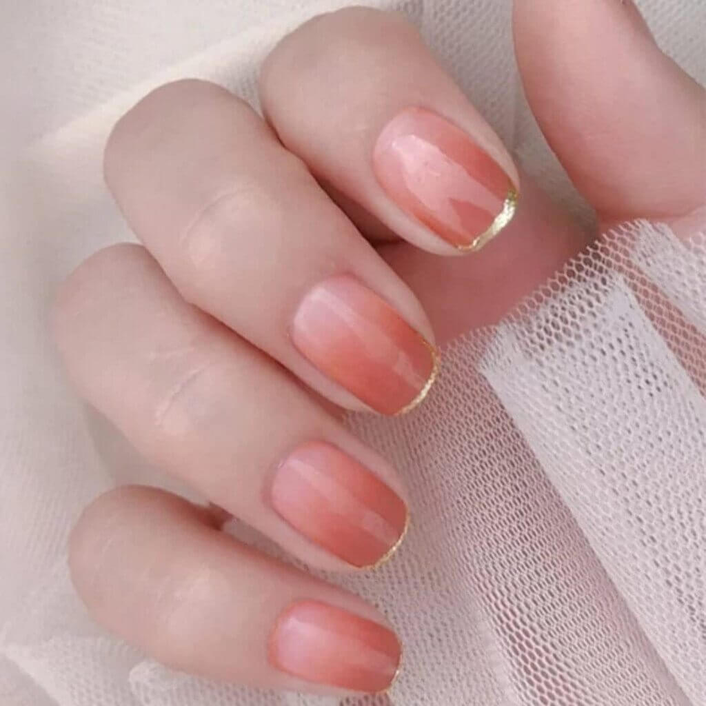 short coffin acrylic nails