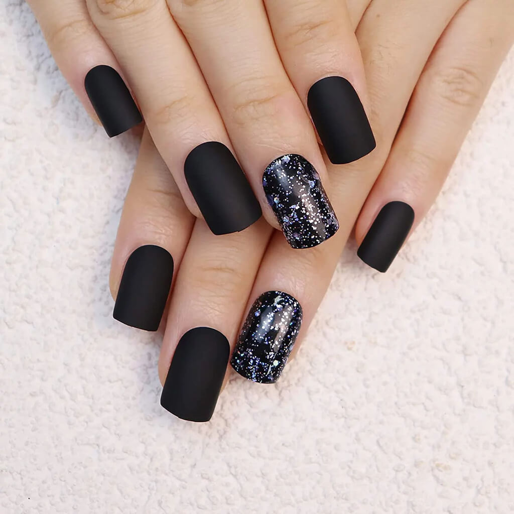 short coffin acrylic nails