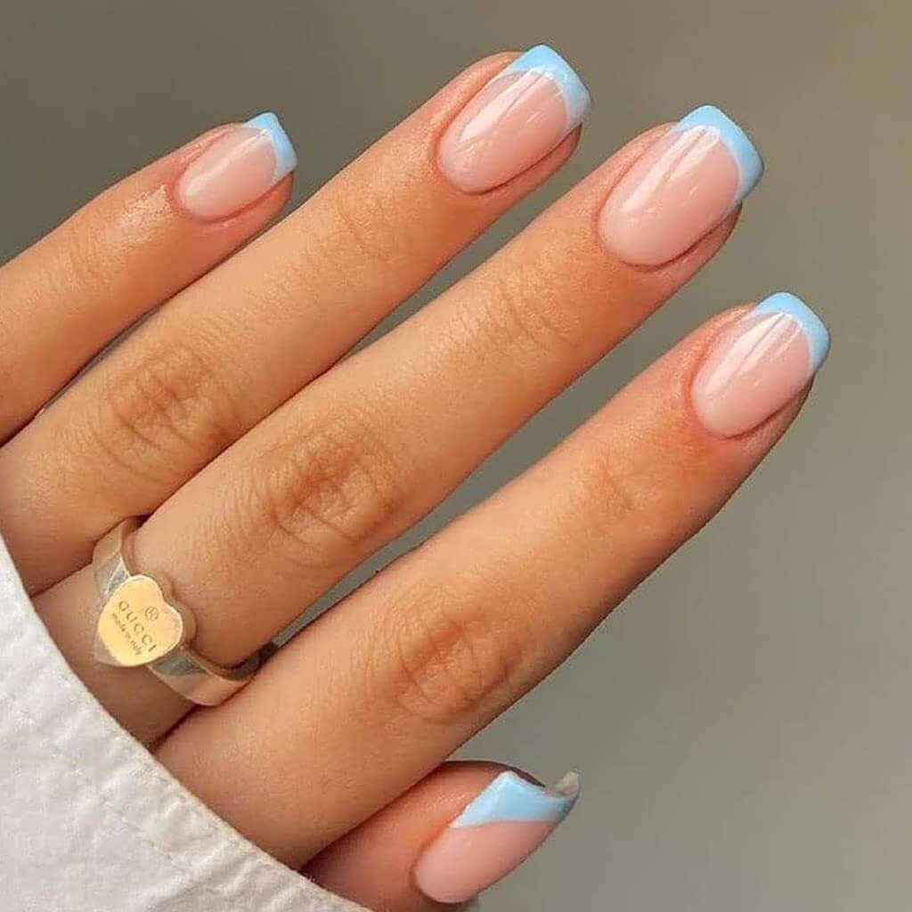 Short Acrylic Nails