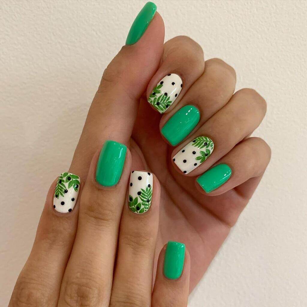acrylic nails short