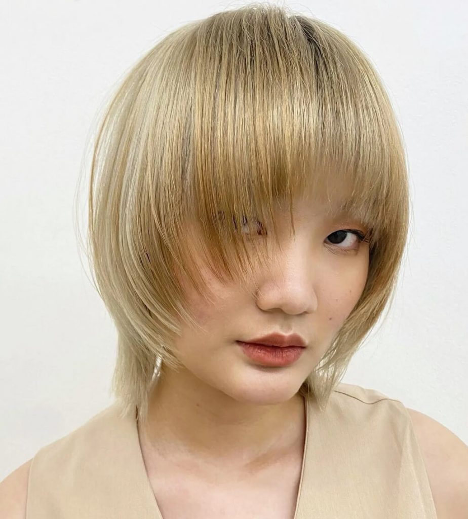 wolf cut women