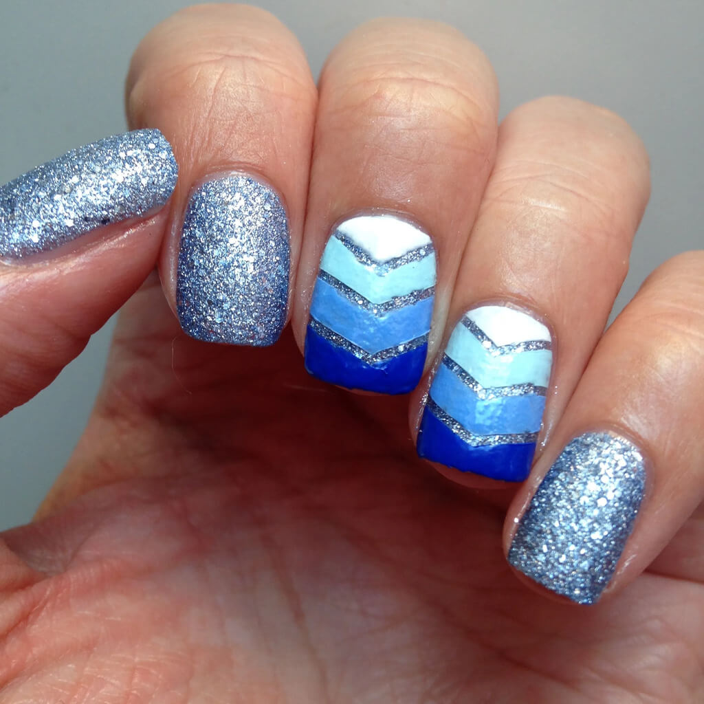 navy blue nail designs