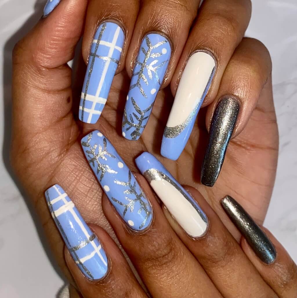blue nail design