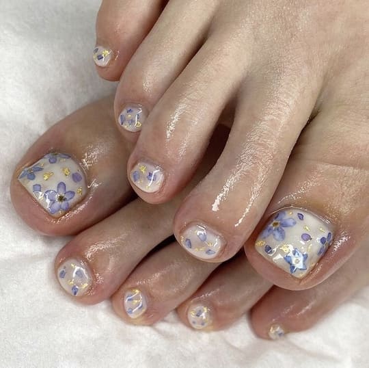 elegant white pedicure designs