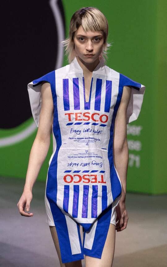 london fasion week 2023