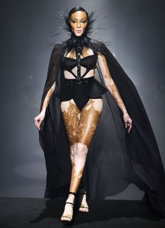 london fasion week 2023