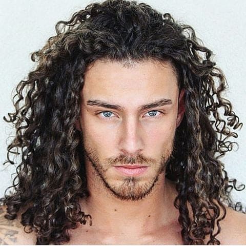 Long Curly Hair with Shoulder Length Hairstyle