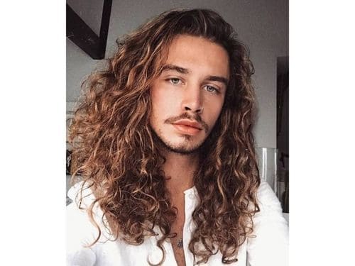 Long Curly Hair with Shoulder Length Hairstyle