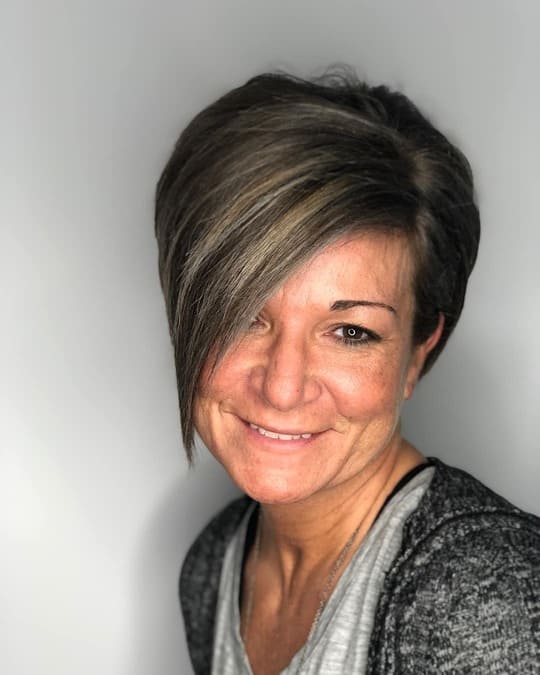 Short Haircuts for Women Over 60