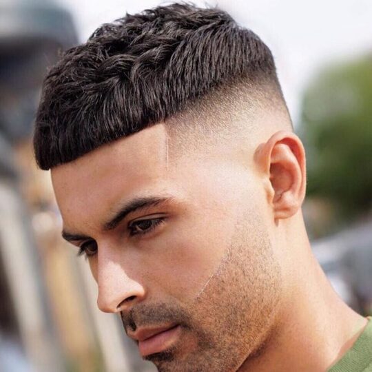 Short Voluminous French Crop