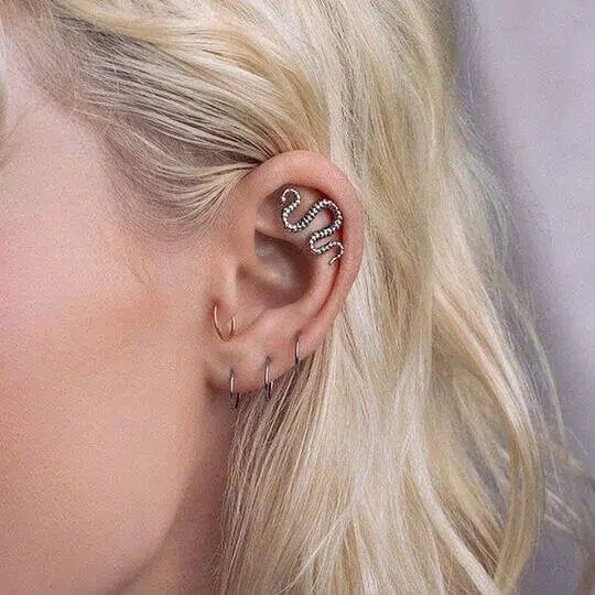 Titanium helix piercing 