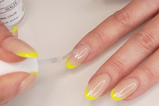 Neon French Manicure