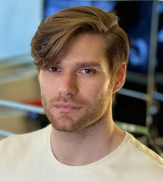 Side Part Medium Hair with Fringe